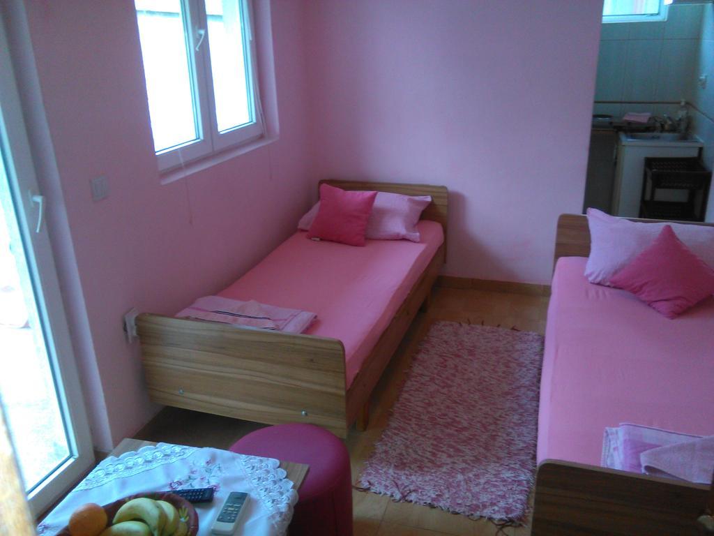 Apartmani Pikula 수토모레 외부 사진