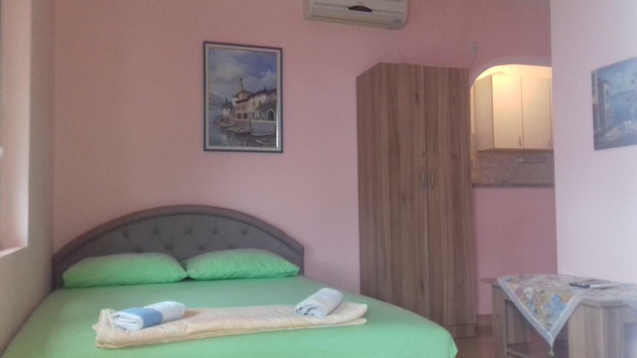 Apartmani Pikula 수토모레 외부 사진